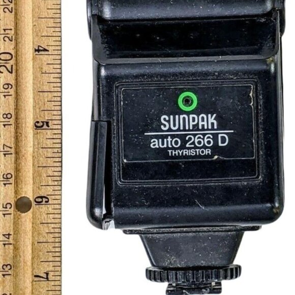 SUNPAK Thyristor auto 244D Camera Flash attachment  57d - Picture 2 of 10